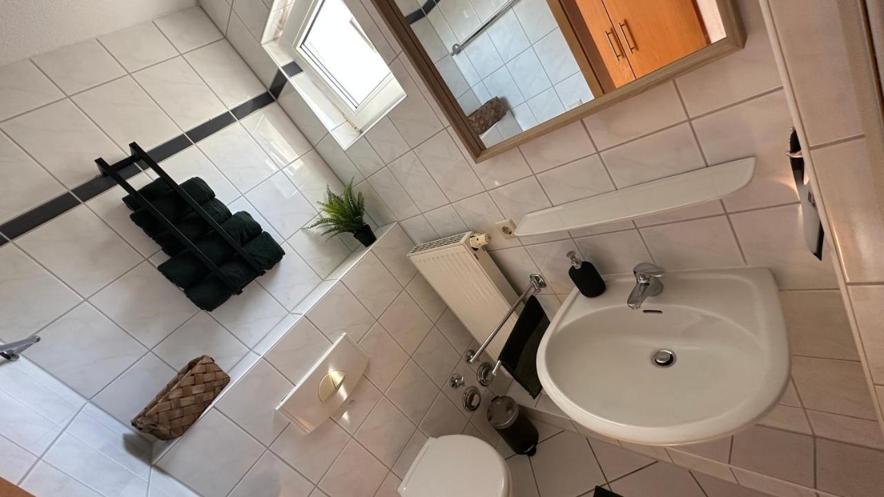 Fischers Ferienwohnung Mit Dachterrasse, Innenstadt 威廉港 外观 照片